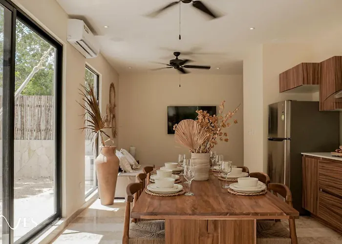 Modern 1br With Private Pool And Surround Speakers *